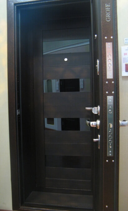 металлические входные двери ГРОФФ 221 и 223 венге вералинга в магазине